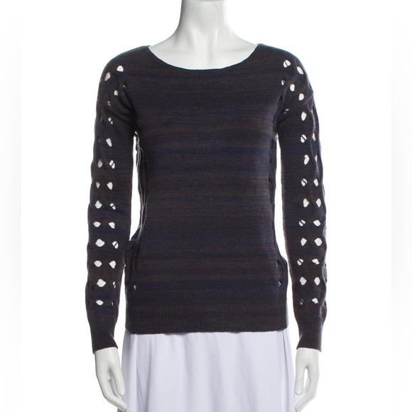 One Grey Day Pullover - Size Small - Picture 1 of 12